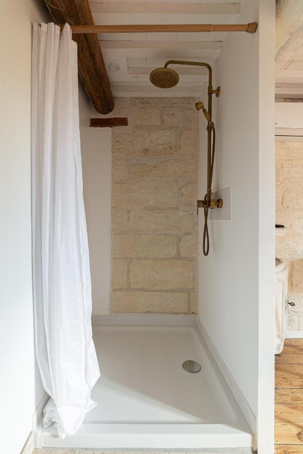 أفينيون Le Mas Des Cerisiers Jacuzzi Et Sauna Inclus Pour Tous Les Logements المظهر الخارجي الصورة