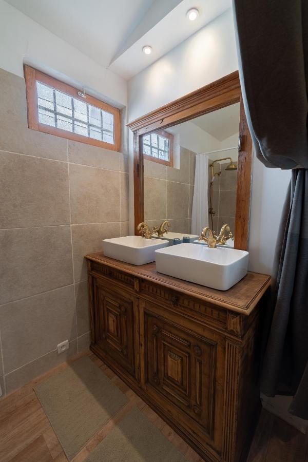 أفينيون Le Mas Des Cerisiers Jacuzzi Et Sauna Inclus Pour Tous Les Logements المظهر الخارجي الصورة